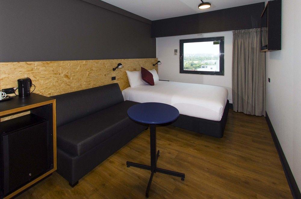 Ibis Budget Sydney East Bagian luar foto