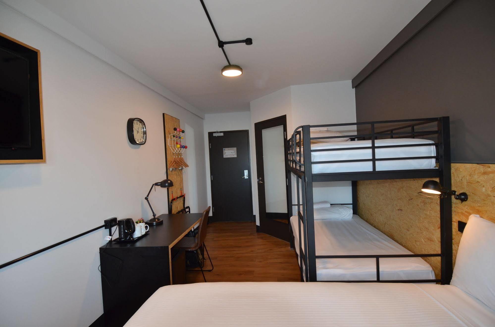 Ibis Budget Sydney East Bagian luar foto